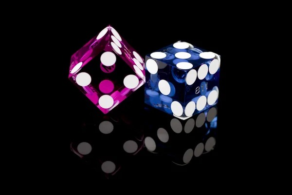 Live baccarat table at koihoki88 showing Player and Banker hand positions with real dealer